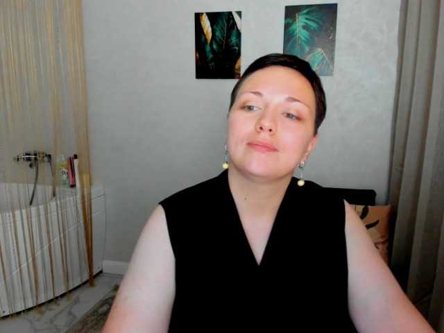 GoldenHazea live cam on BongaCams