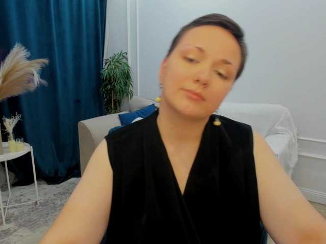 GoldenHazea live cam on BongaCams