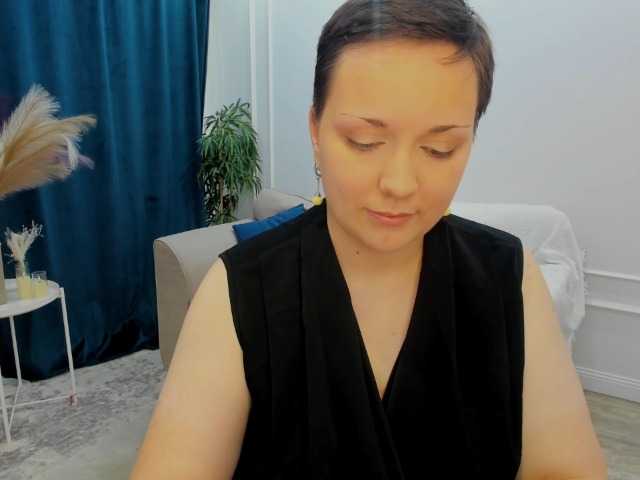 GoldenHazea live cam on BongaCams