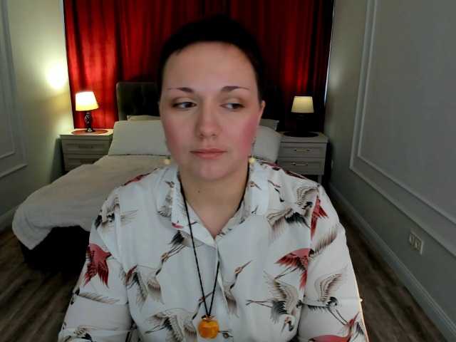 GoldenHazea live cam on BongaCams