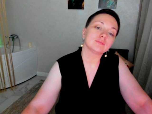 GoldenHazea live cam on BongaCams