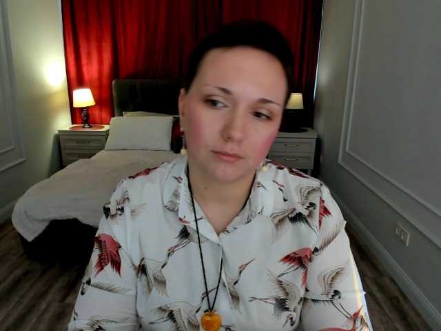 GoldenHazea live cam on BongaCams