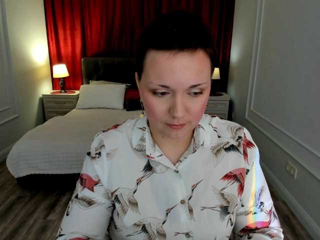 GoldenHazea live cam on BongaCams