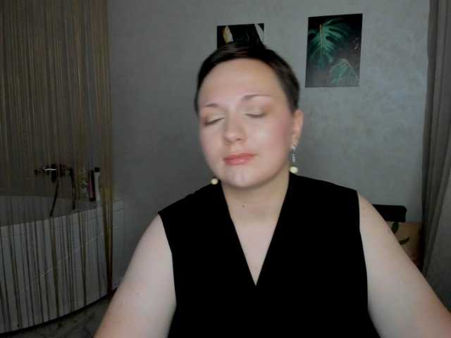 GoldenHazea live cam on BongaCams