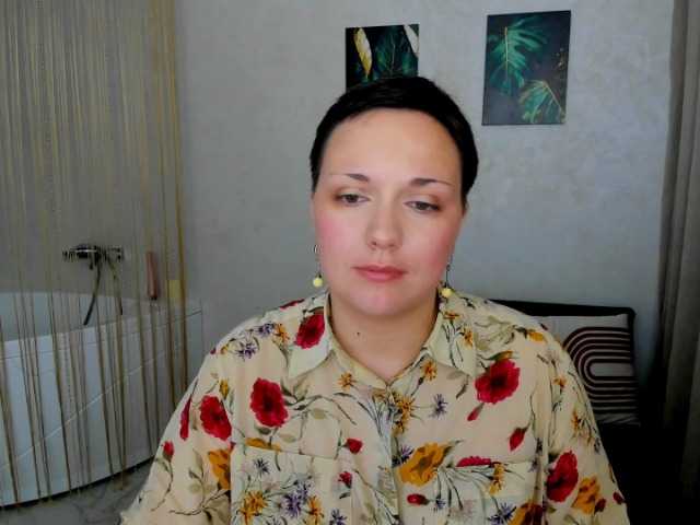 GoldenHazea live cam on BongaCams