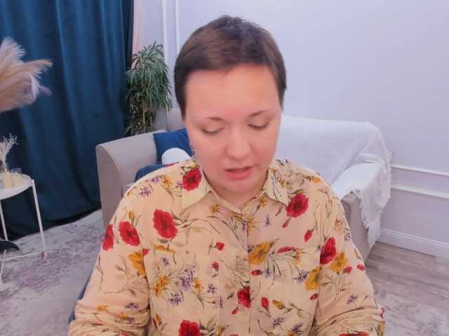 GoldenHazea live cam on BongaCams