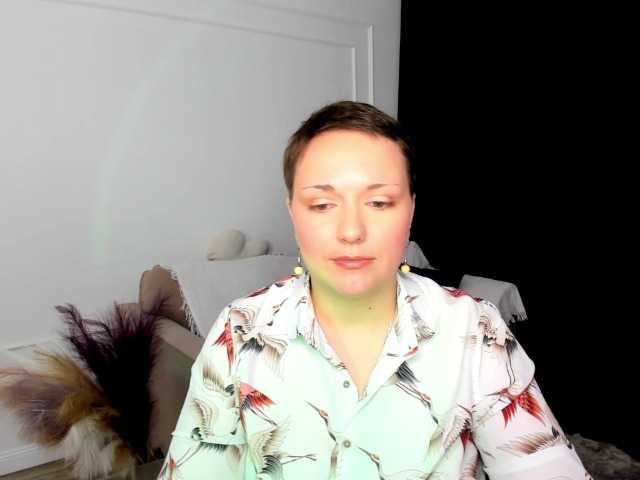 GoldenHazea live cam on BongaCams