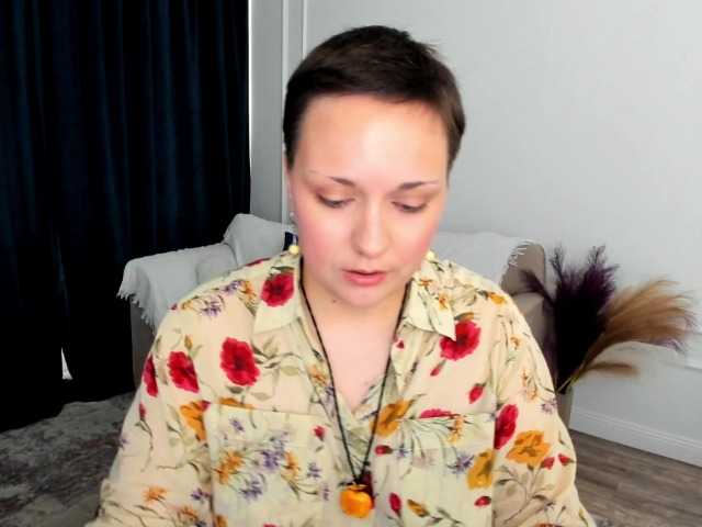GoldenHazea live cam on BongaCams