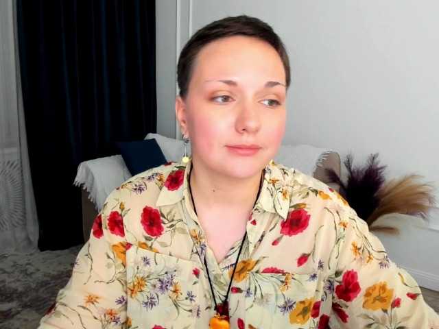 GoldenHazea live cam on BongaCams