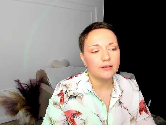 GoldenHazea live cam on BongaCams