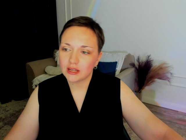 GoldenHazea live cam on BongaCams