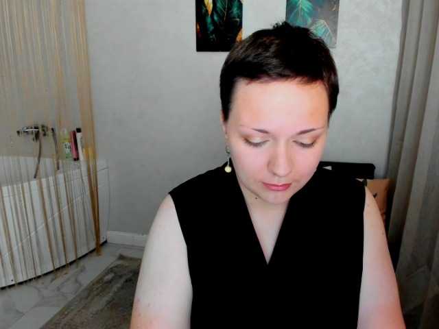 GoldenHazea live cam on BongaCams