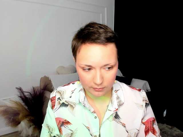 GoldenHazea live cam on BongaCams