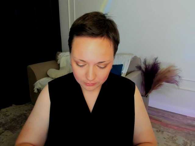 GoldenHazea live cam on BongaCams