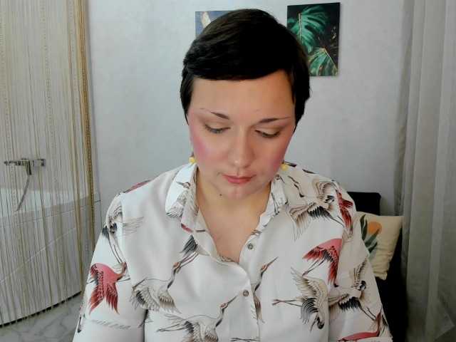 GoldenHazea live cam on BongaCams