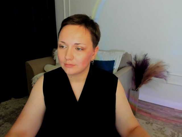 GoldenHazea live cam on BongaCams
