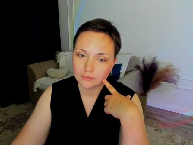 GoldenHazea live cam on BongaCams