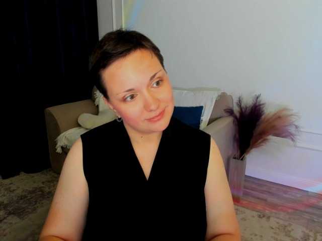 GoldenHazea live cam on BongaCams
