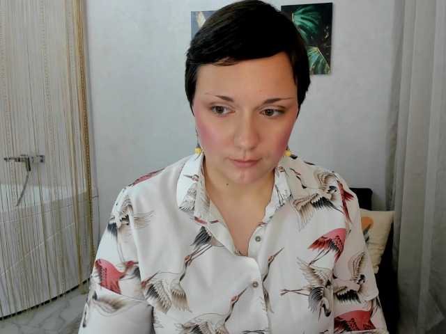 GoldenHazea live cam on BongaCams