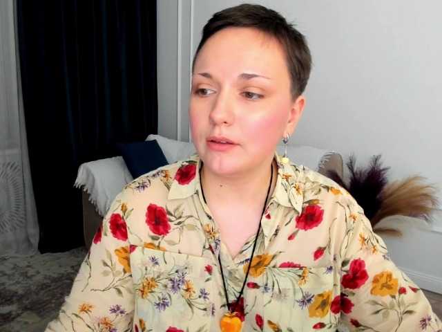 GoldenHazea live cam on BongaCams