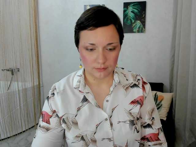 GoldenHazea live cam on BongaCams