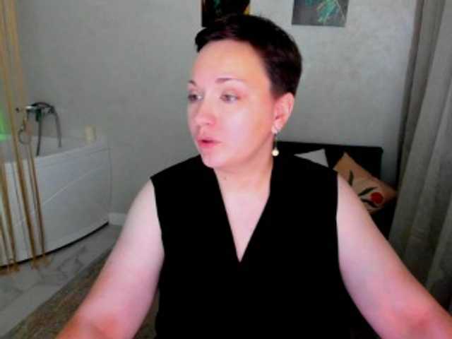 GoldenHazea live cam on BongaCams