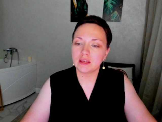 GoldenHazea live cam on BongaCams