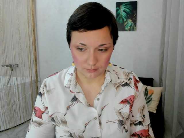 GoldenHazea live cam on BongaCams