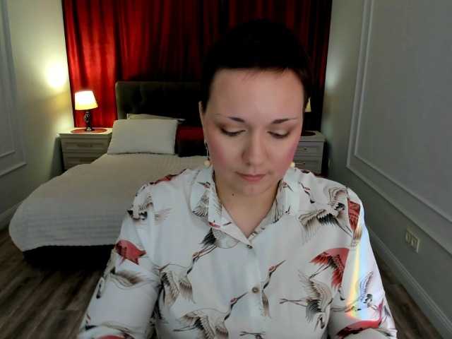 GoldenHazea live cam on BongaCams
