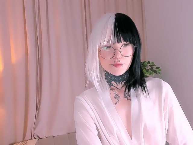 MUSHONOK67, en vivo ahora en BongaCams