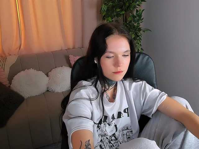 MUSHONOK67 — live female cam
