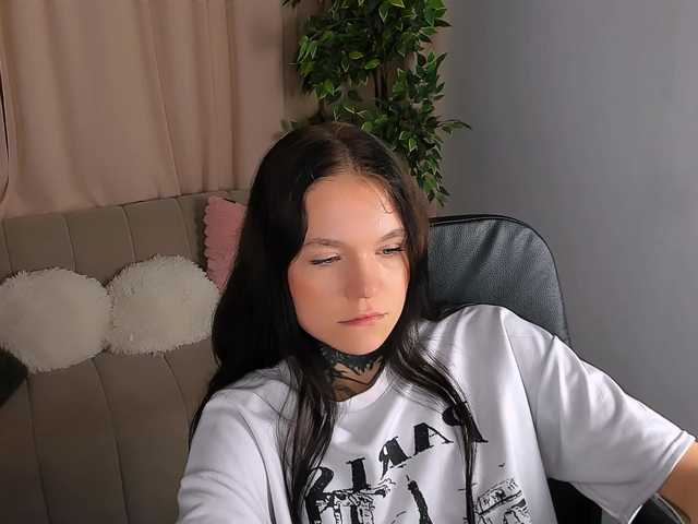 MUSHONOK67 — live female cam