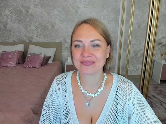 EllenWestern live cam on BongaCams