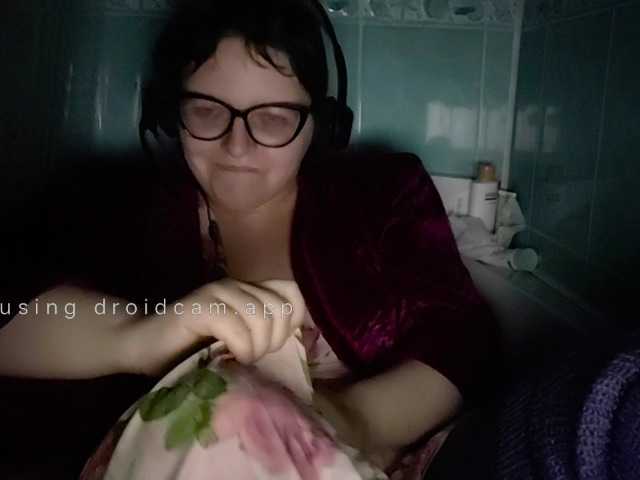 LunarCat54002 live cam on BongaCams