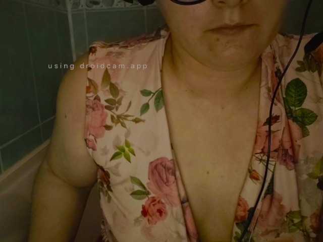 LunarCat54002 live cam preview