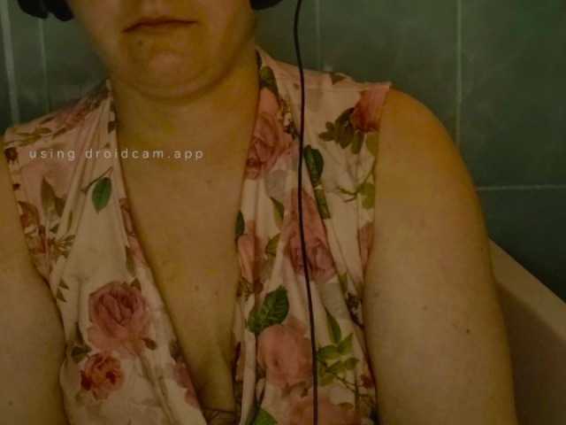 LunarCat54002 live cam on BongaCams
