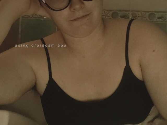 LunarCat54002 live cam on BongaCams