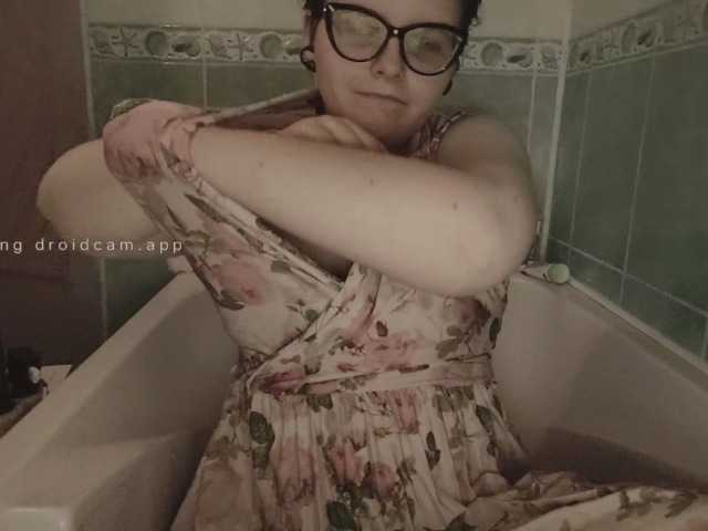 LunarCat54002 live cam on BongaCams