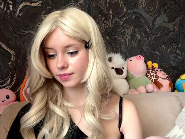 BundtAmely live cam on BongaCams