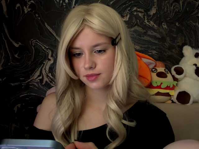BundtAmely live cam on BongaCams