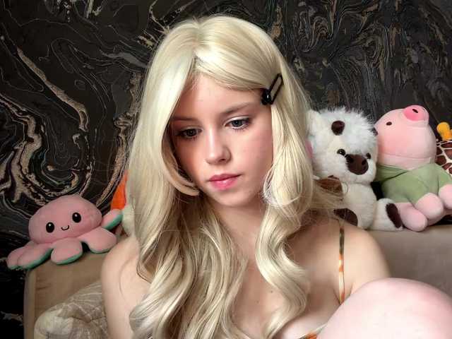 BundtAmely live cam on BongaCams