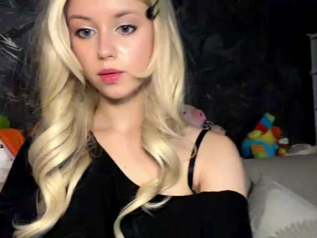 BundtAmely live cam on BongaCams