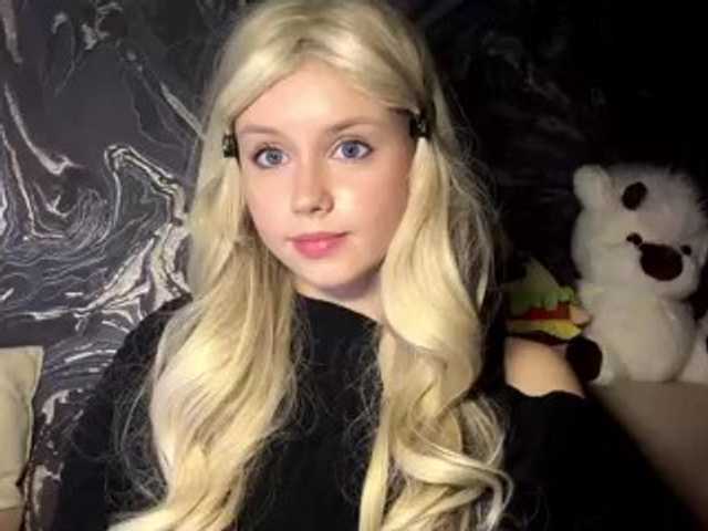 BundtAmely live cam on BongaCams