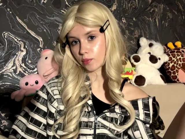 BundtAmely live cam on BongaCams