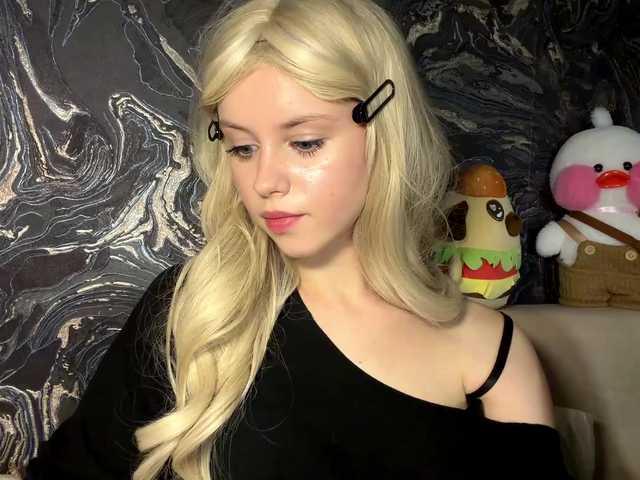 BundtAmely live cam on BongaCams