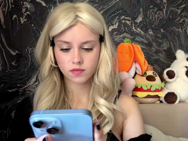 BundtAmely live cam on BongaCams