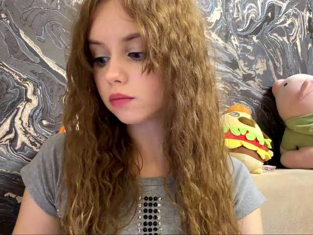 BundtAmely live cam preview