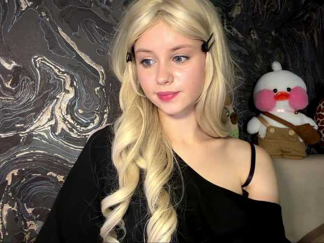 BundtAmely live cam on BongaCams