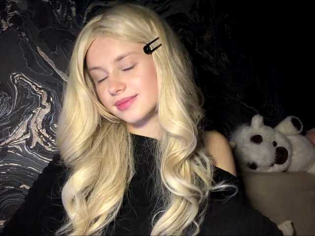 BundtAmely live cam on BongaCams