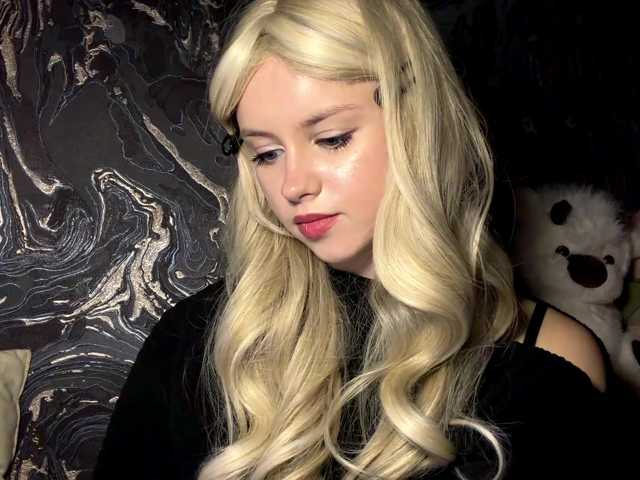 BundtAmely live cam on BongaCams